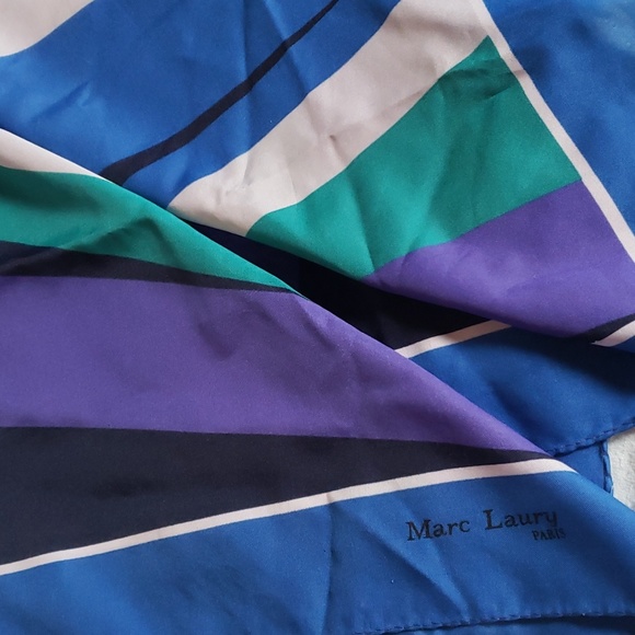 MARC LAURY PARIS Geometric printed silk scarf 30"x 30" EUC - Picture 2 of 5